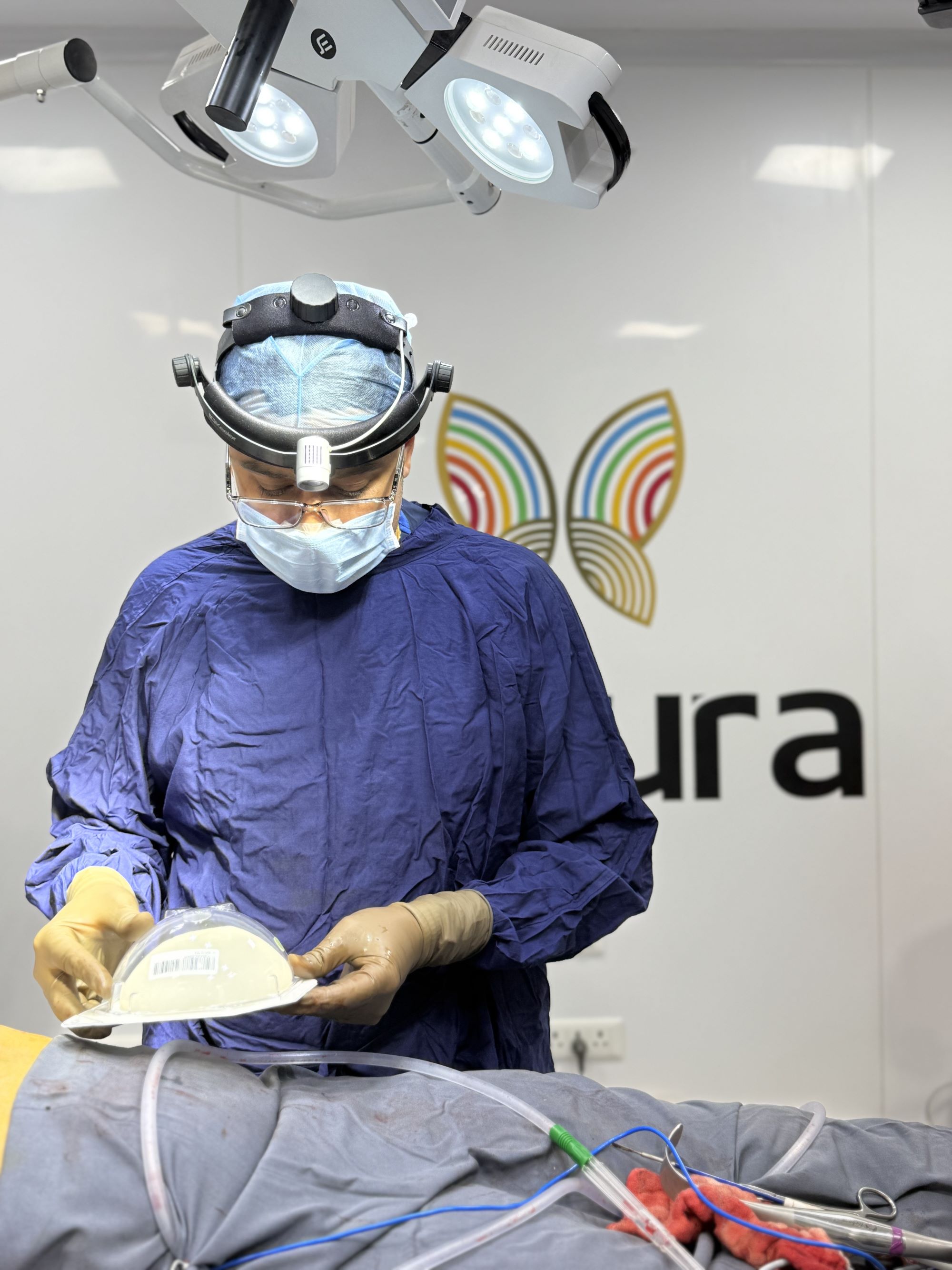 Cosmetic Surgery Expert | Dr Rishiraj Yadav | Alvura